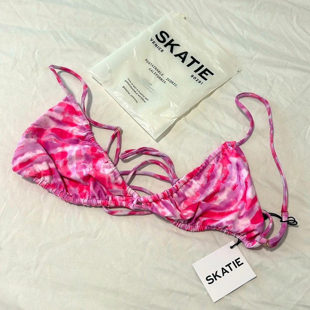 NWT Skatie Kahea bathing suit top in Moorea 🌺